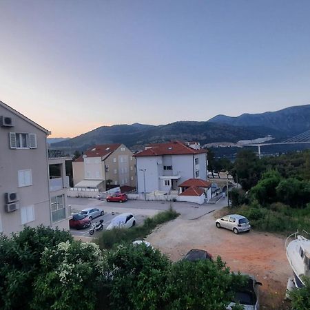 Sunset Apartment Lapad ดูบรอฟนิก ภายนอก รูปภาพ
