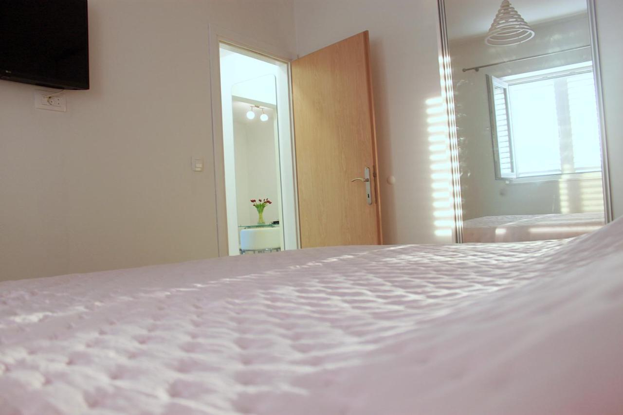 Sunset Apartment Lapad ดูบรอฟนิก ภายนอก รูปภาพ