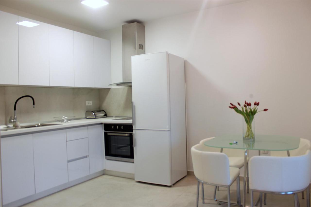 Sunset Apartment Lapad ดูบรอฟนิก ภายนอก รูปภาพ
