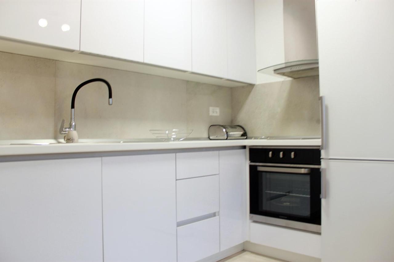 Sunset Apartment Lapad ดูบรอฟนิก ภายนอก รูปภาพ