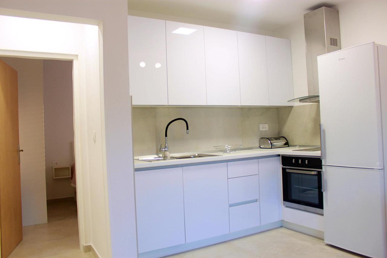 Sunset Apartment Lapad ดูบรอฟนิก ภายนอก รูปภาพ