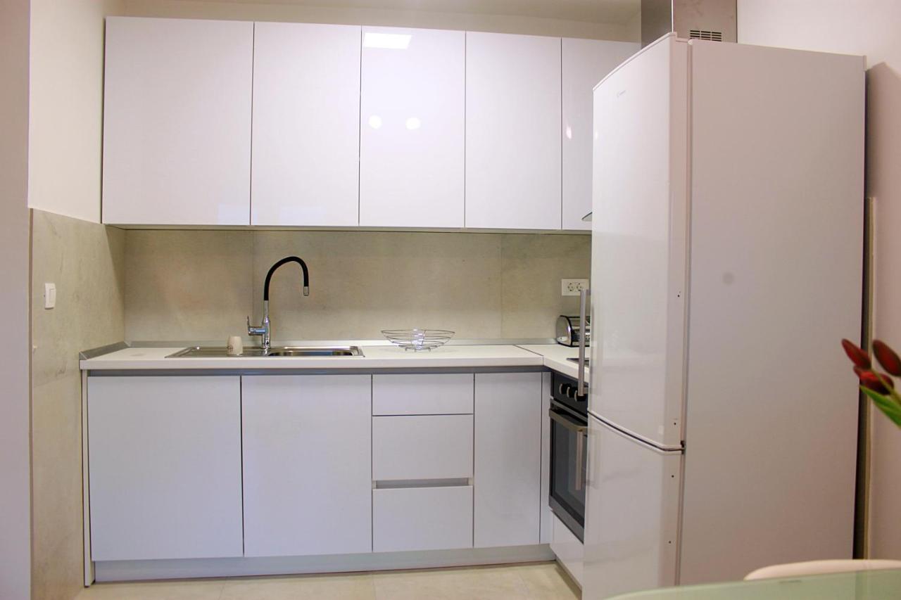 Sunset Apartment Lapad ดูบรอฟนิก ภายนอก รูปภาพ