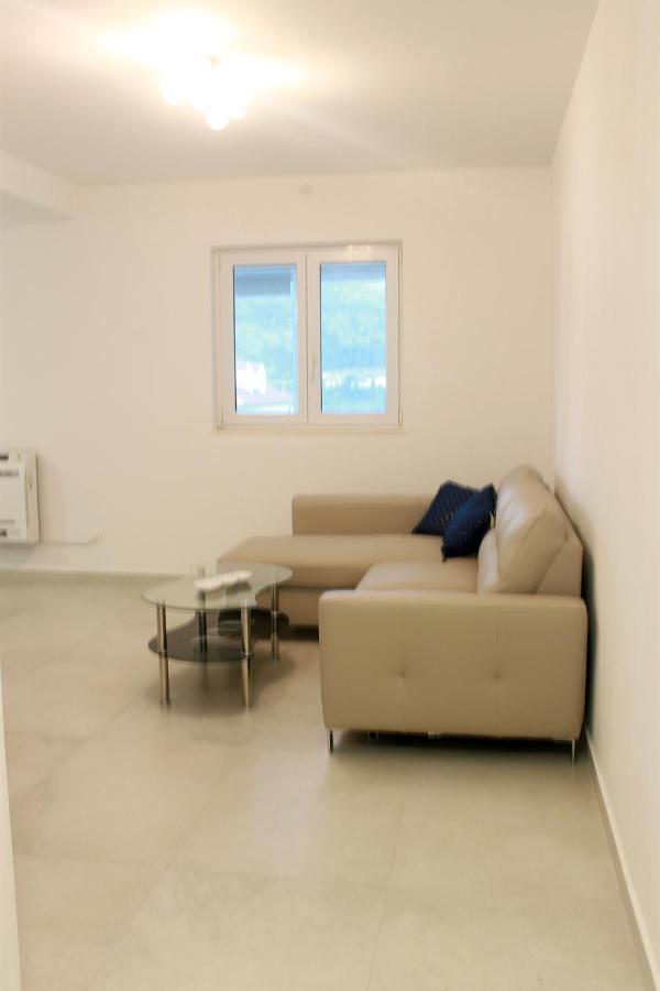 Sunset Apartment Lapad ดูบรอฟนิก ภายนอก รูปภาพ
