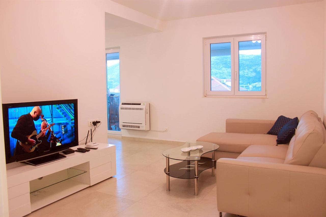 Sunset Apartment Lapad ดูบรอฟนิก ภายนอก รูปภาพ