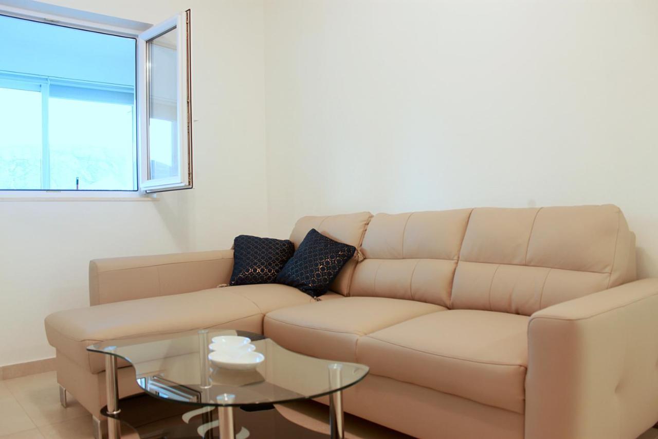 Sunset Apartment Lapad ดูบรอฟนิก ภายนอก รูปภาพ