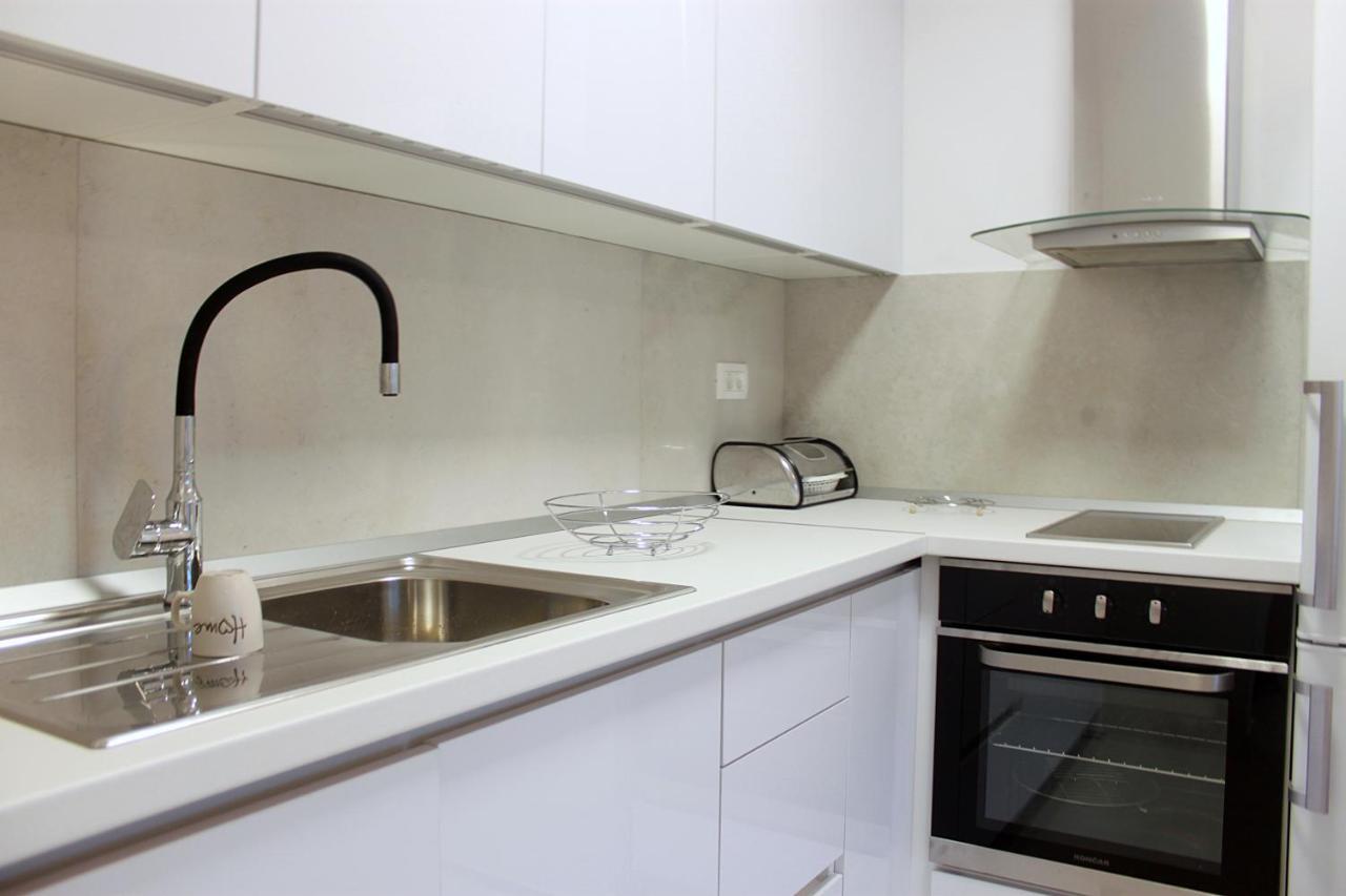 Sunset Apartment Lapad ดูบรอฟนิก ภายนอก รูปภาพ