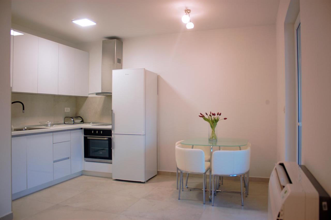 Sunset Apartment Lapad ดูบรอฟนิก ภายนอก รูปภาพ