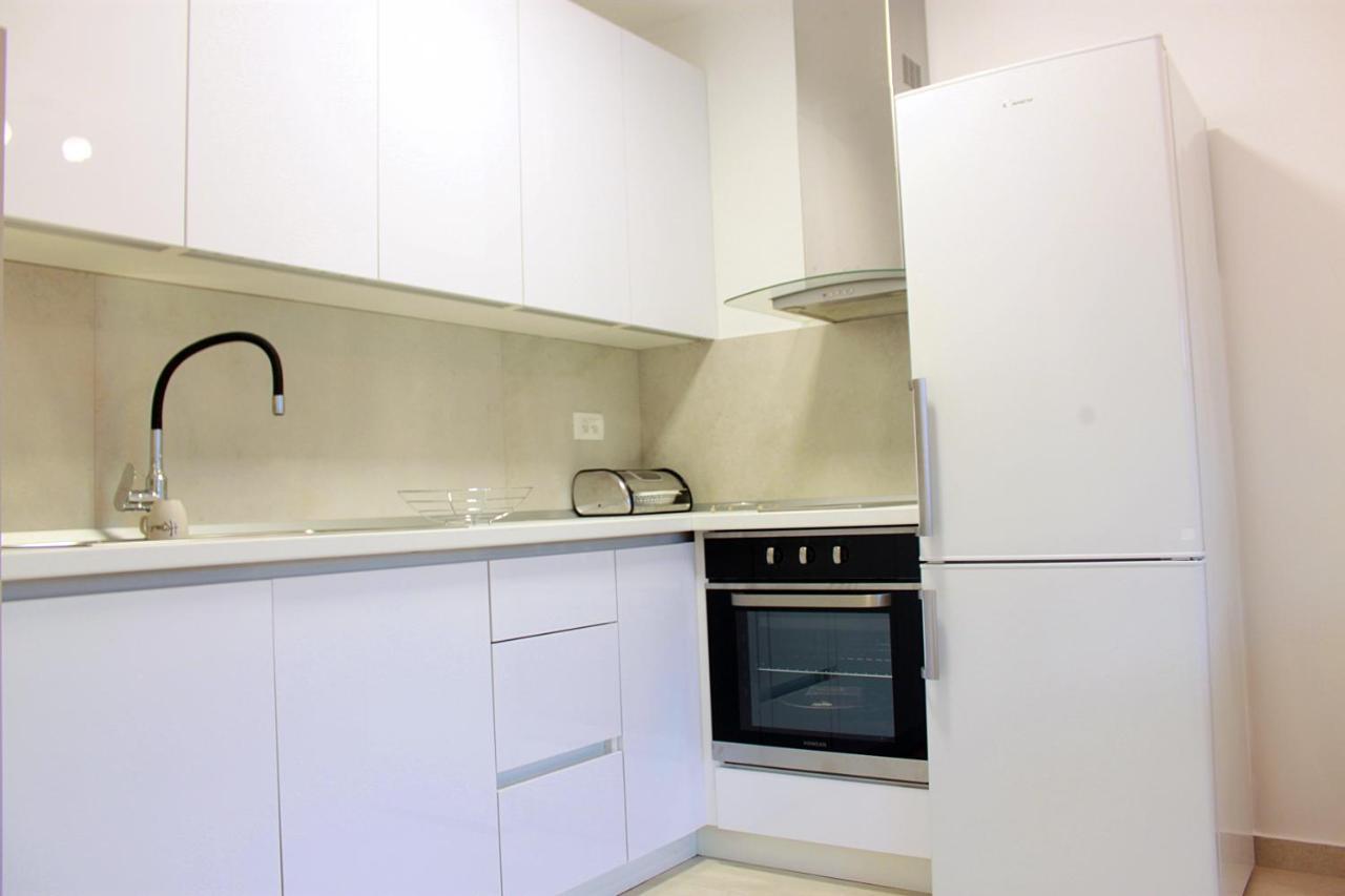 Sunset Apartment Lapad ดูบรอฟนิก ภายนอก รูปภาพ