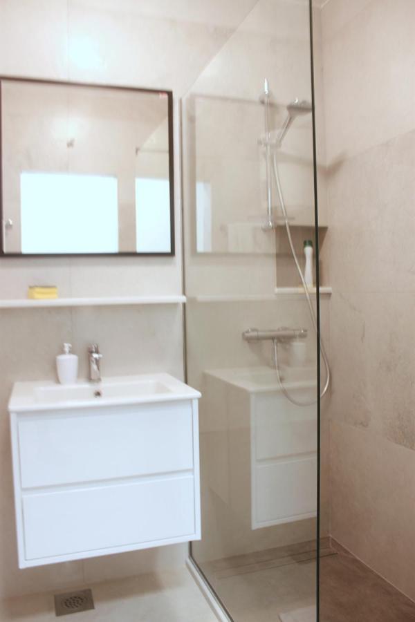 Sunset Apartment Lapad ดูบรอฟนิก ภายนอก รูปภาพ