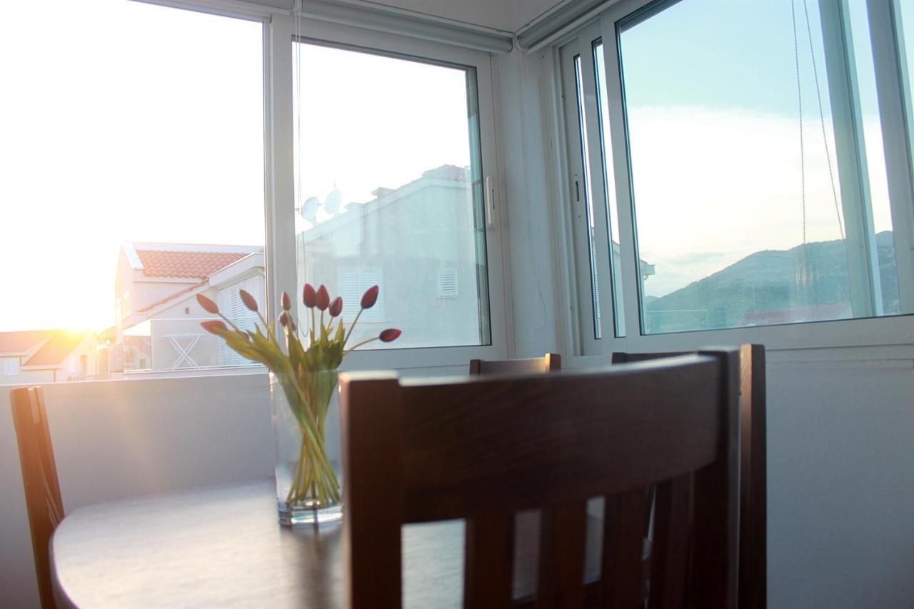 Sunset Apartment Lapad ดูบรอฟนิก ภายนอก รูปภาพ