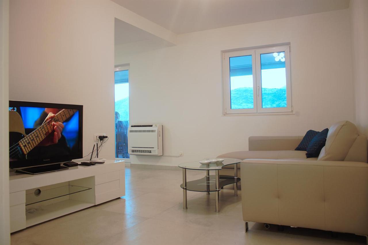 Sunset Apartment Lapad ดูบรอฟนิก ภายนอก รูปภาพ