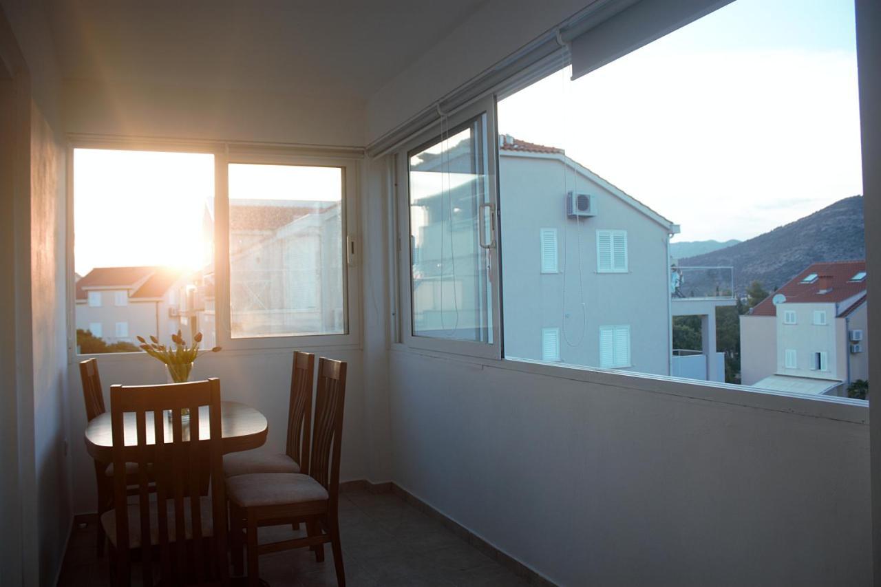 Sunset Apartment Lapad ดูบรอฟนิก ภายนอก รูปภาพ